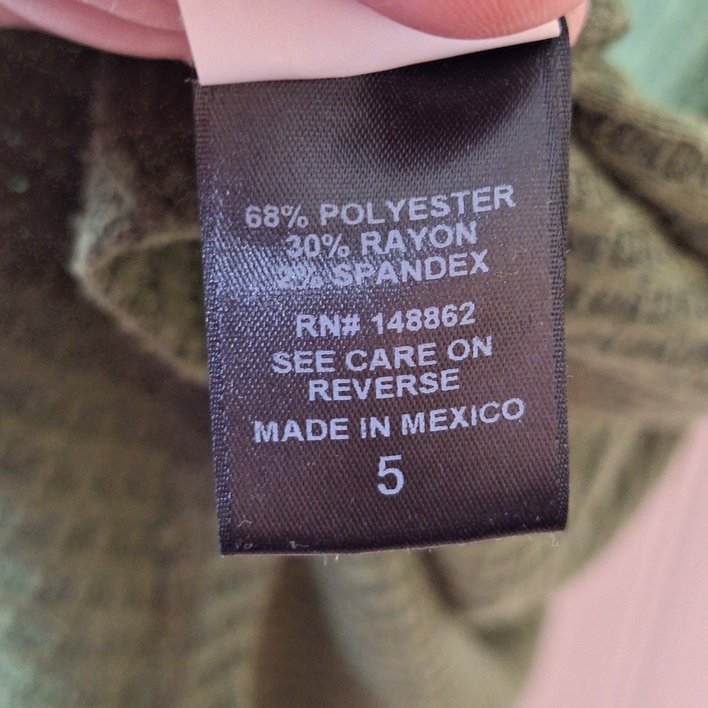Torrid Womens 3 US 3X Waffle Button Front Tie Front Top Olive Green Dolman Slvs - Picture 9 of 10